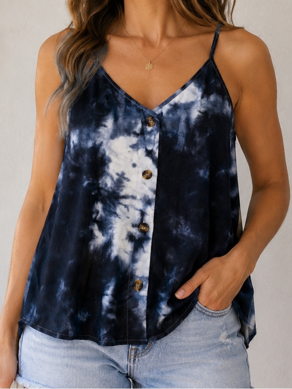 Marble tie dye thin strap. Very soft! Never worn, original packaging. Size M